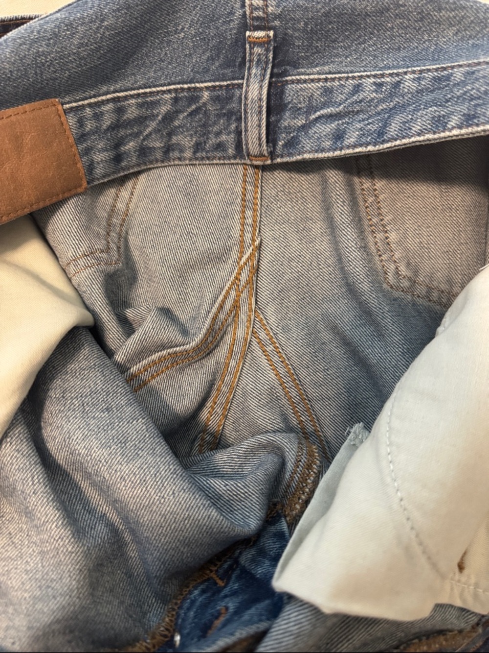 Madewell Medium Blue Denim darted barrel jeans - Picture 8 of 10